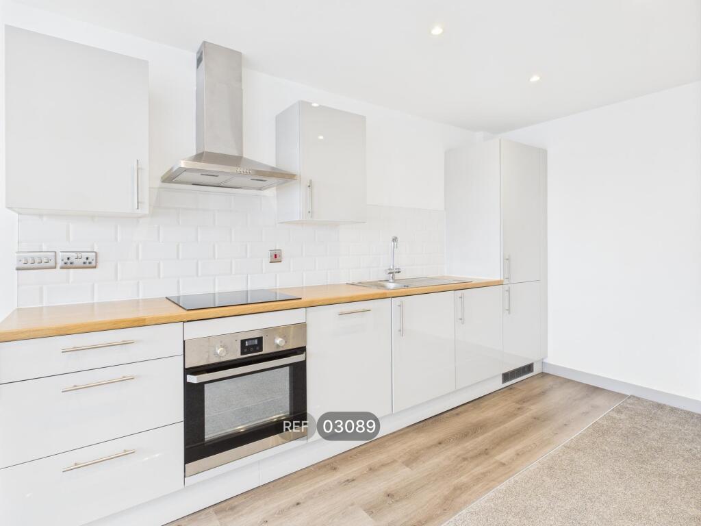 Main image of property: George House, George Street, Hull, HU1 3BB