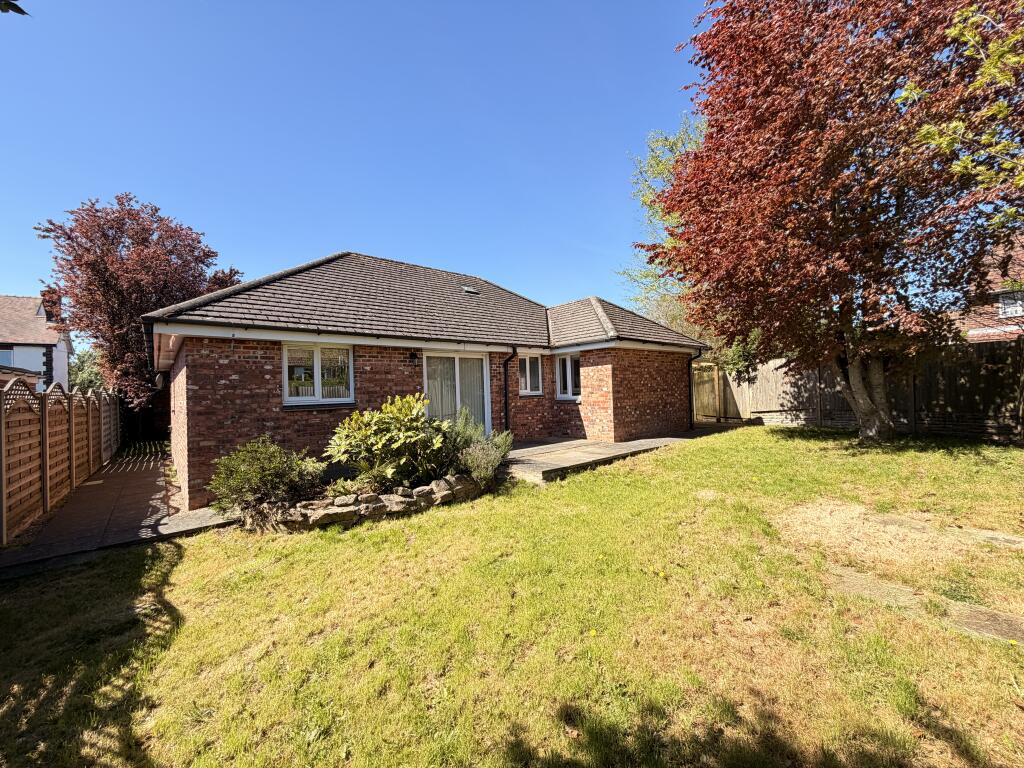 Main image of property: Dein Court, Sutton-In-Ashfield, NG17