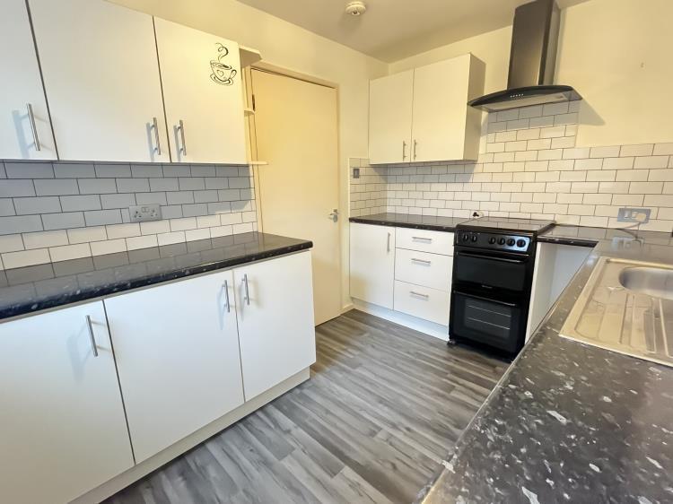 2 Park Court Langer Road,  Felixstowe photo 4