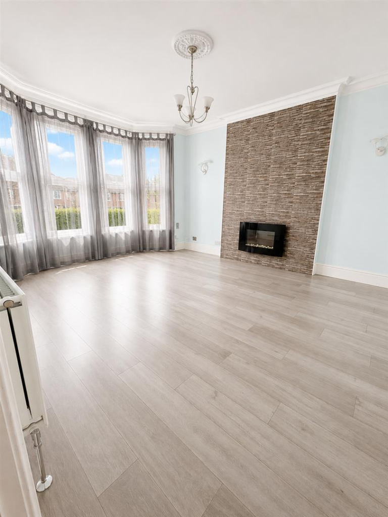 Apartment in Brighton - View 2