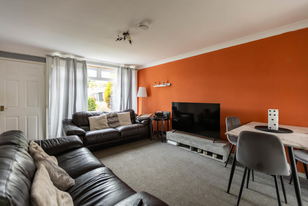 Belsyde Court,  Linlithgow, EH49 photo 3
