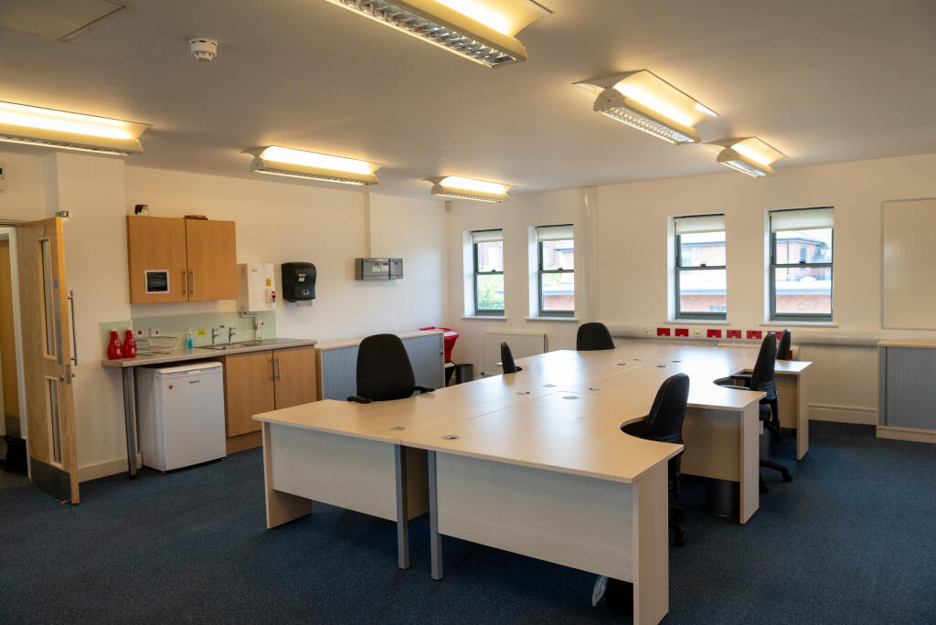 12 desk office with kitchen