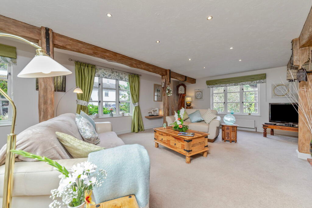 House in Stevenage - More
