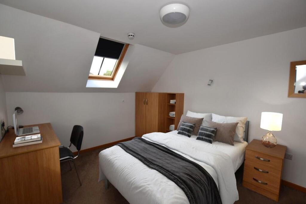 House in Exeter, Devon - More