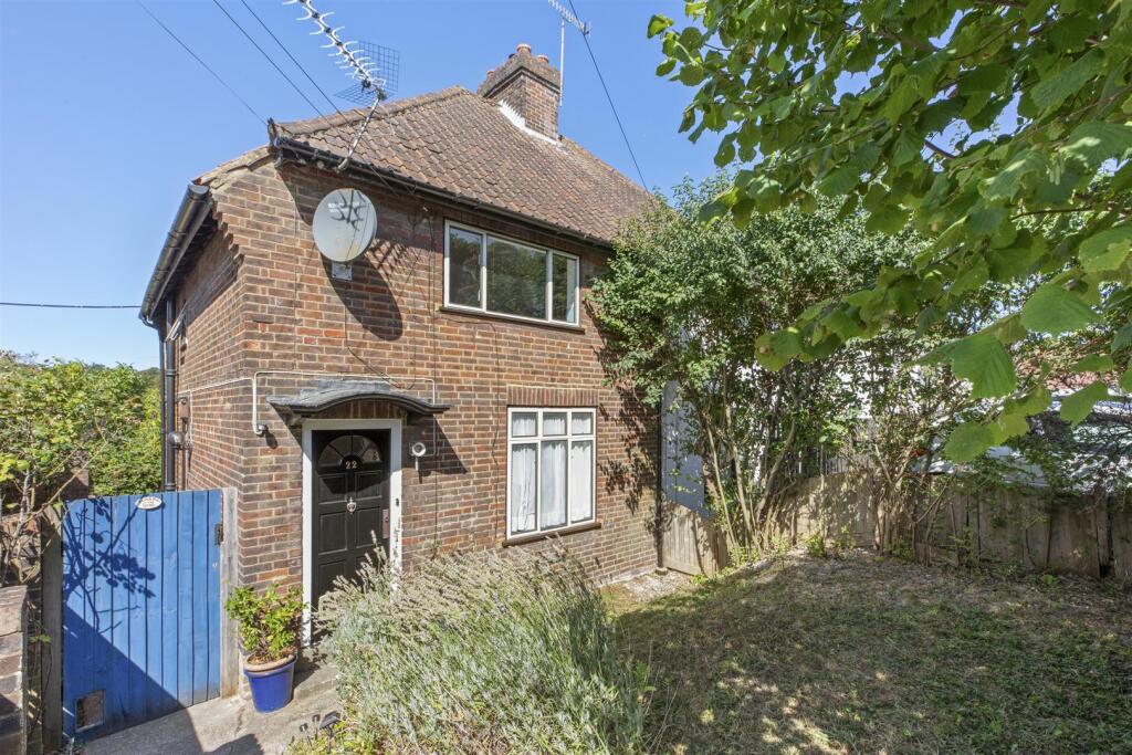 House in Hemel Hempstead, High Wycombe Community Board