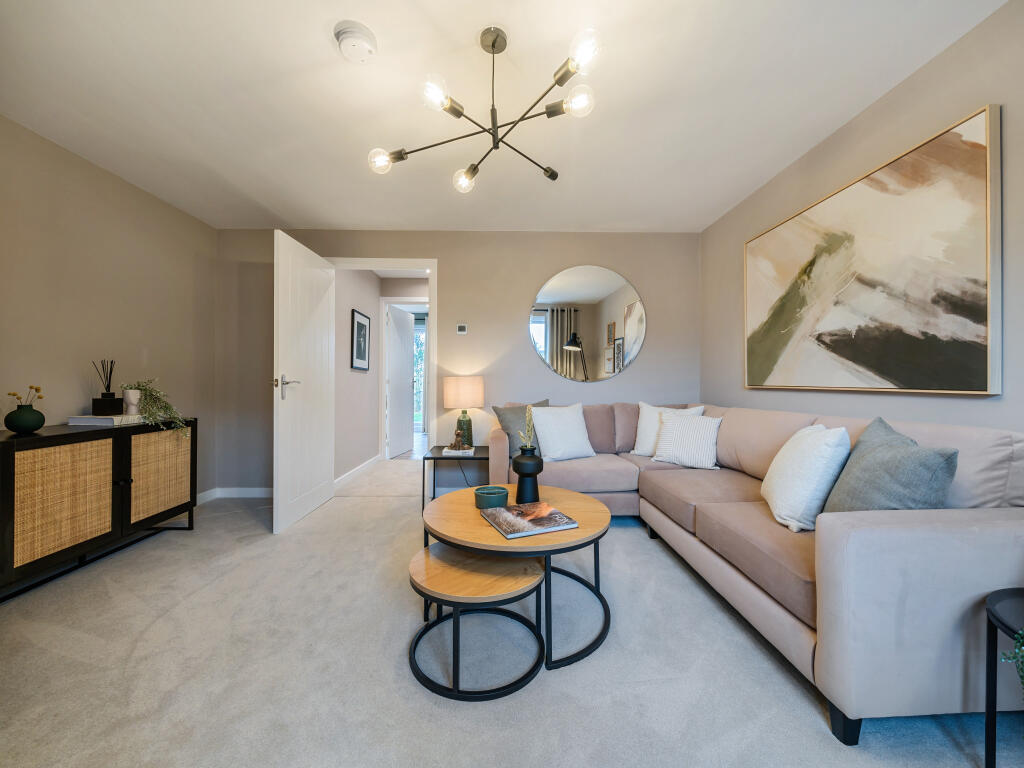 House in Stoke-on-Trent - More
