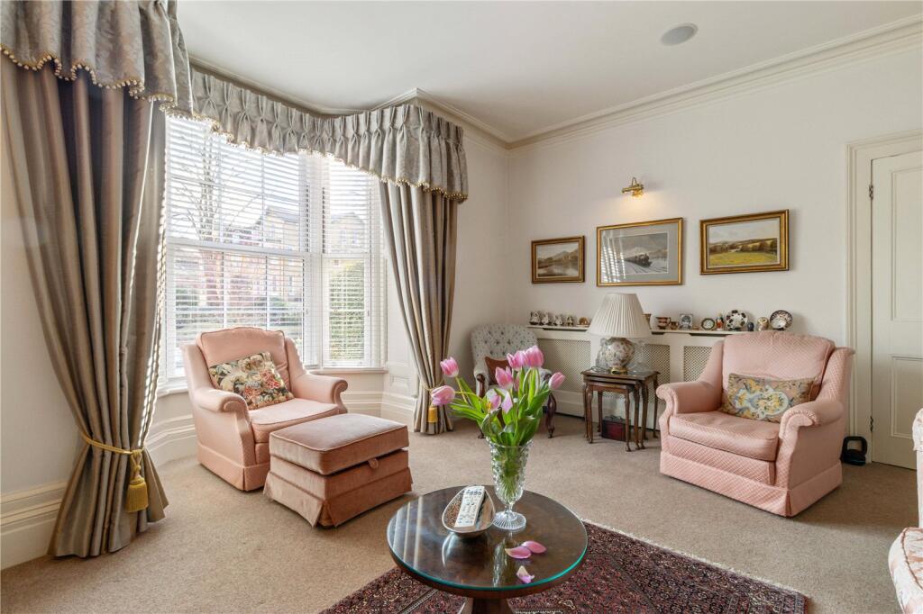 House in Trafford, Greater Manchester - More