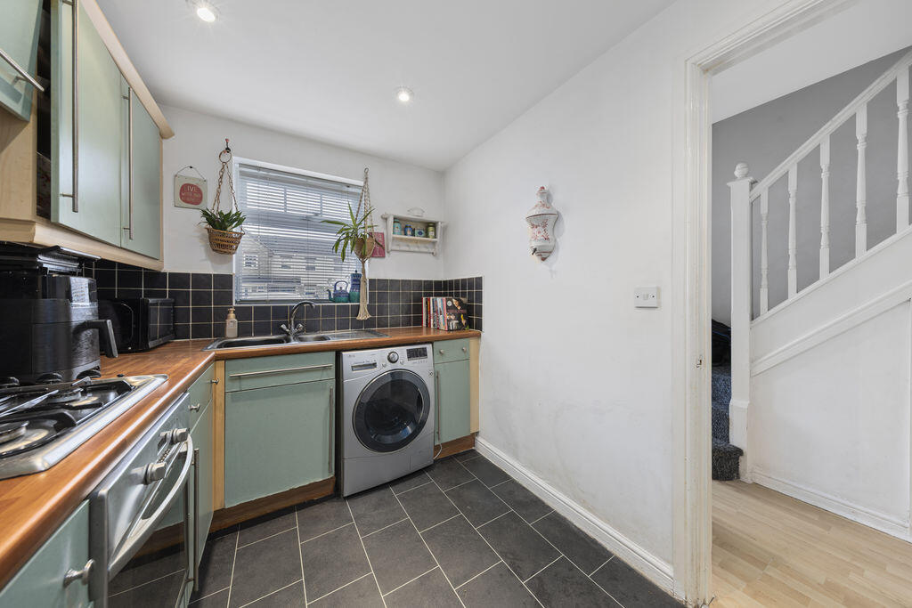 House in Chesterfield, Brimington Common, Spital - View 5