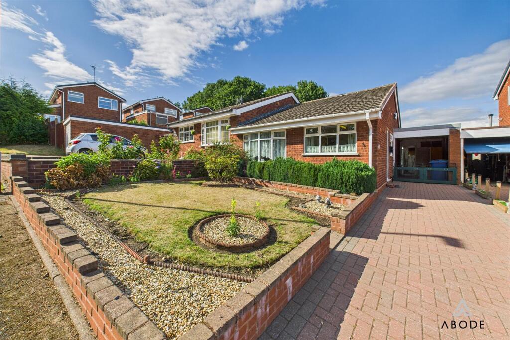 2-bed semi-detached on Chancery Drive, Hednesford, Staffordshire, £220,000