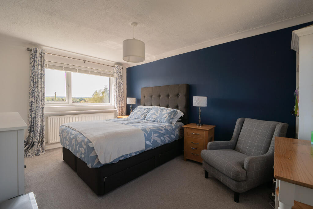Escombe Road, Bishopstoke, SO50 photo 4