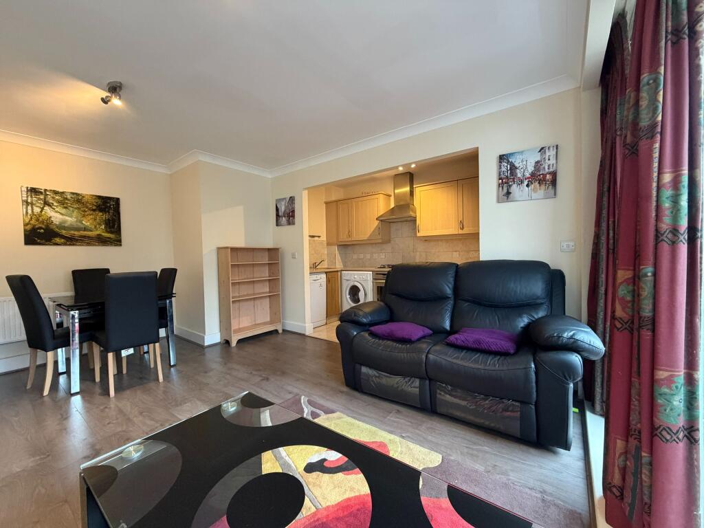 Main image of property: North Bank, London