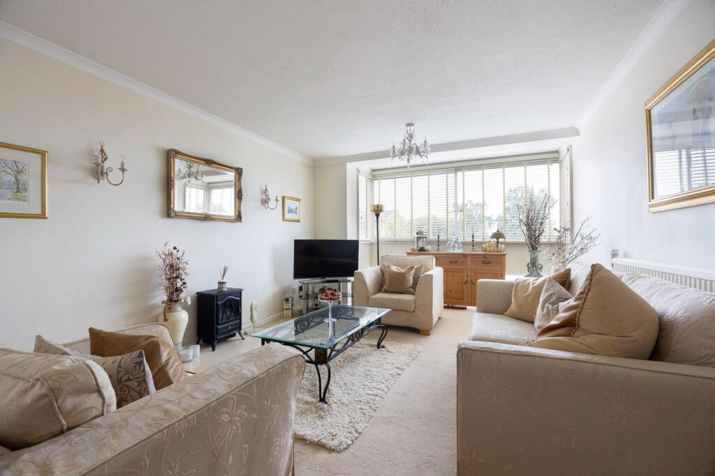 Apartment in Cheltenham, Marle Hill, Prestbury - View 4