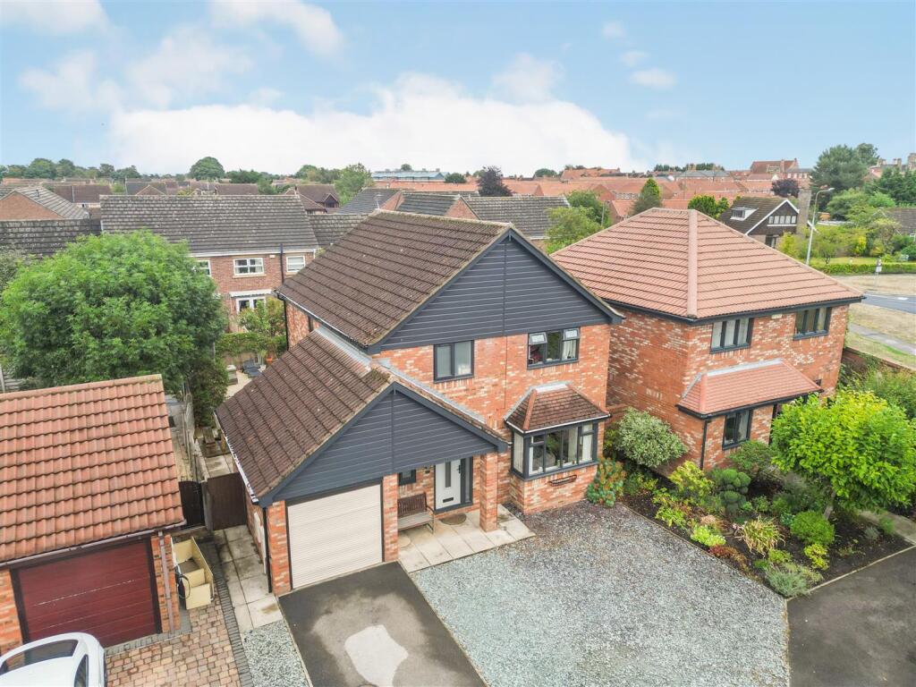 Gowdall Way, Howden, Goole