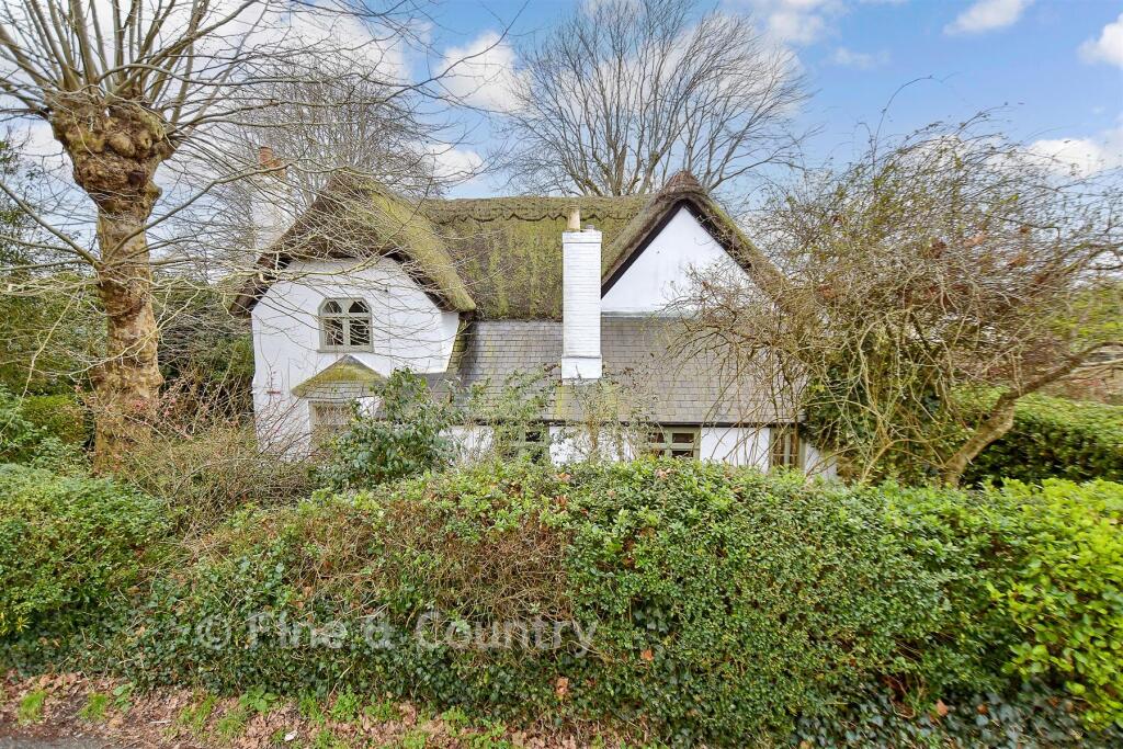 Main image of property: Wyatts Lane, Northwood, Isle of Wight