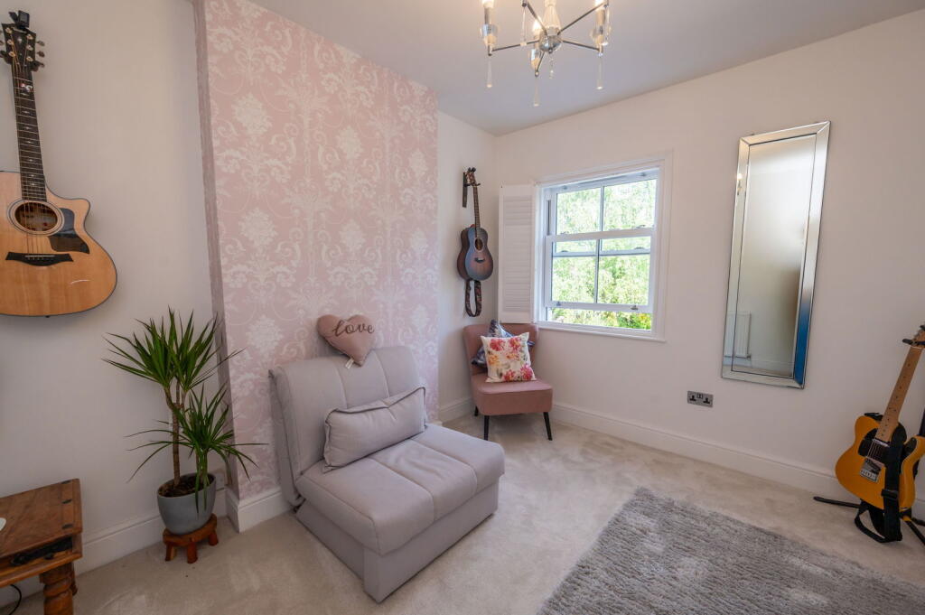 Additional image 13 of Extended home with stunning open-plan kitchen & garden room – Bissell St, Quinton, Birmingham B32 1AH