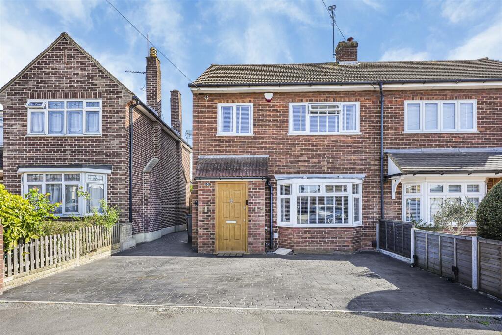 Main image of property: Monkswood Avenue, Waltham Abbey, EN9