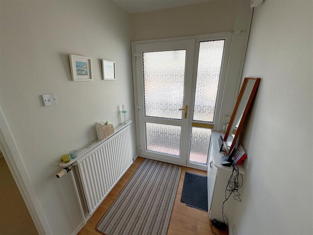 Ravenhead Drive, Bristol - View 3