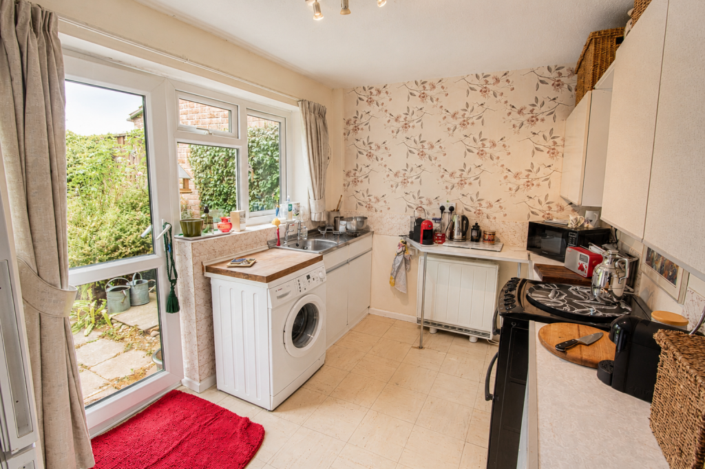 House in East Devon, Whimple - View 4