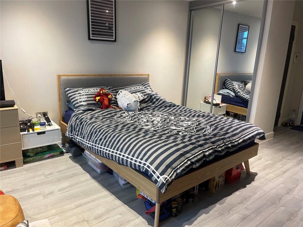 Main image of property: No1 Thames Valley, Wokingham Road, Bracknell, Berkshire, RG42