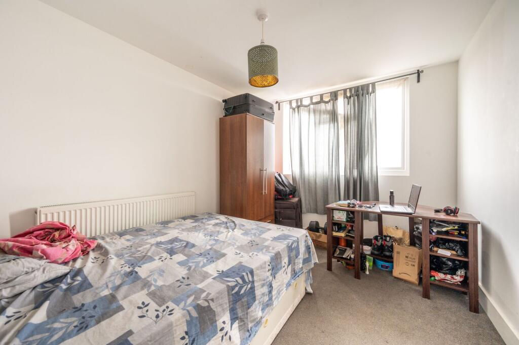 Apartment in London, Plashet - More
