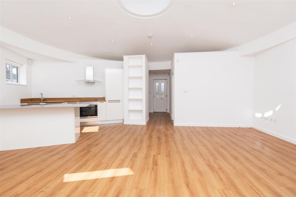 House in Bristol, Manor Farm, Horfield - View 2