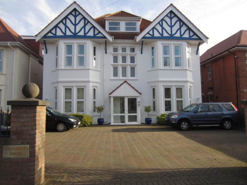 Main image of property: 16 Grand Avenue, Southbourne, Bournemouth