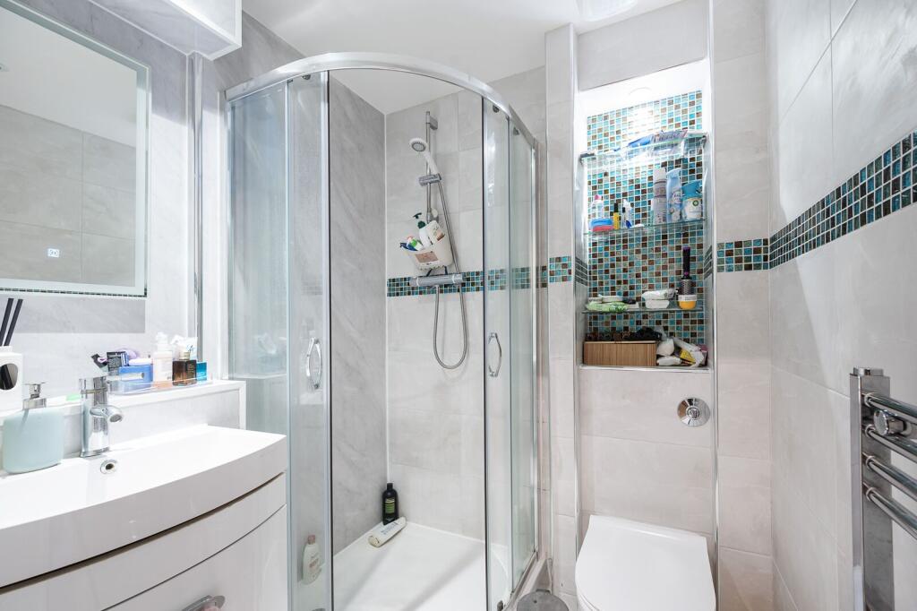 Apartment in London - View 4