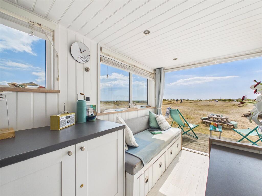 House in Christchurch, Mudeford - View 5
