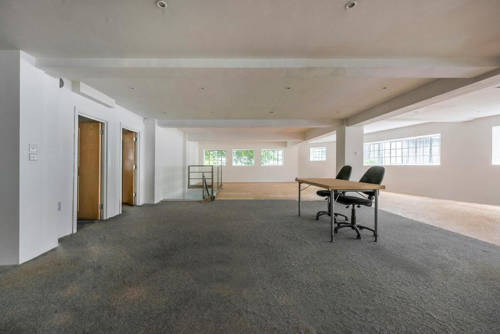 office 3.jpg