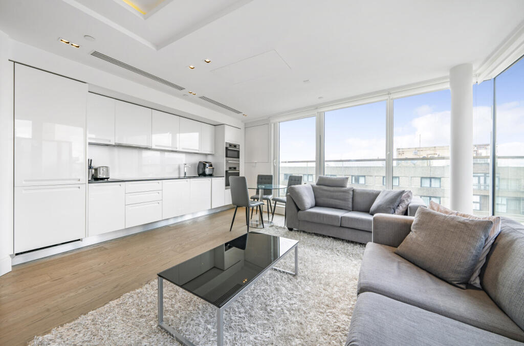 Apartment in London - View 4