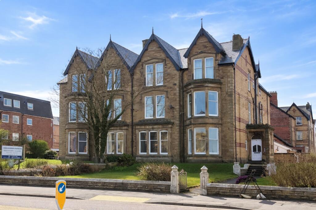 Main image of property: Flat 2, 364 Clifton Drive North 