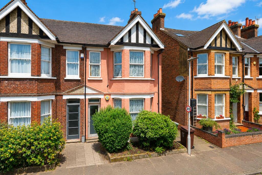Main image of property: Glenferrie Road, St. Albans