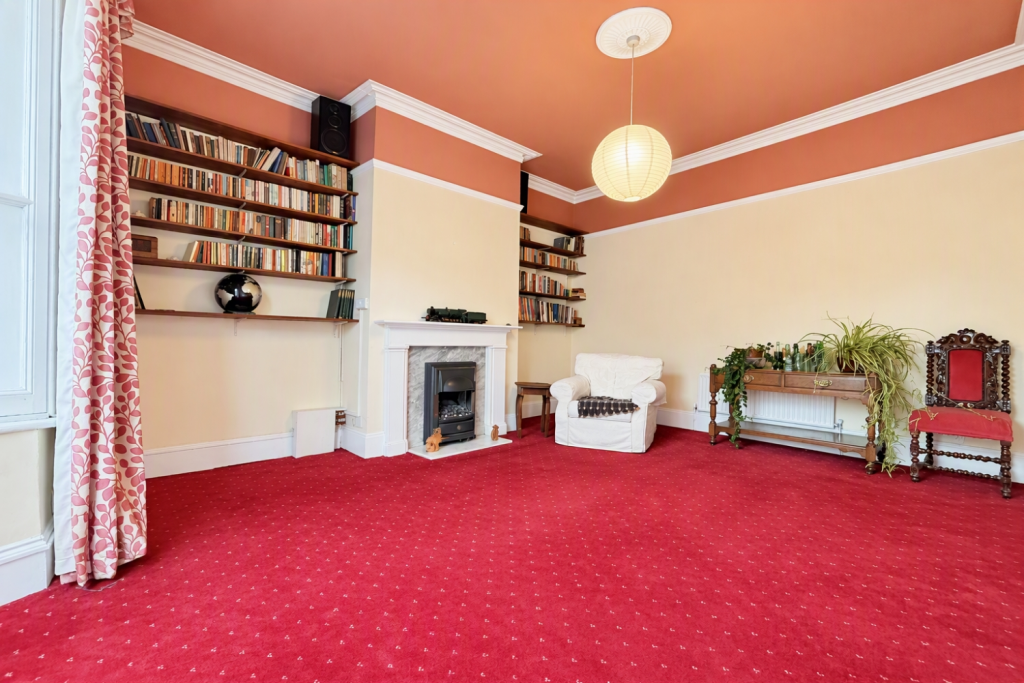 House in Durham, Western Hill, City of Durham - More