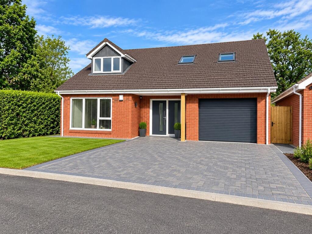4-bed detached on Headland Road, Welford on Avon, £750,000