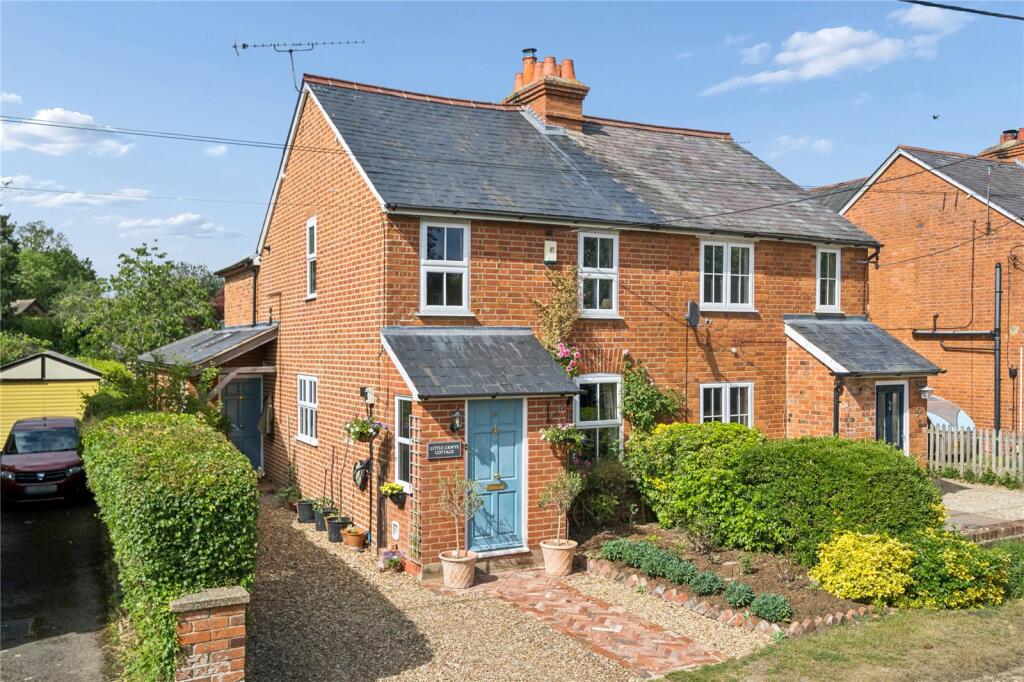 Main image of property: Heathfield Avenue, Binfield Heath, Henley-on-Thames, Oxfordshire, RG9