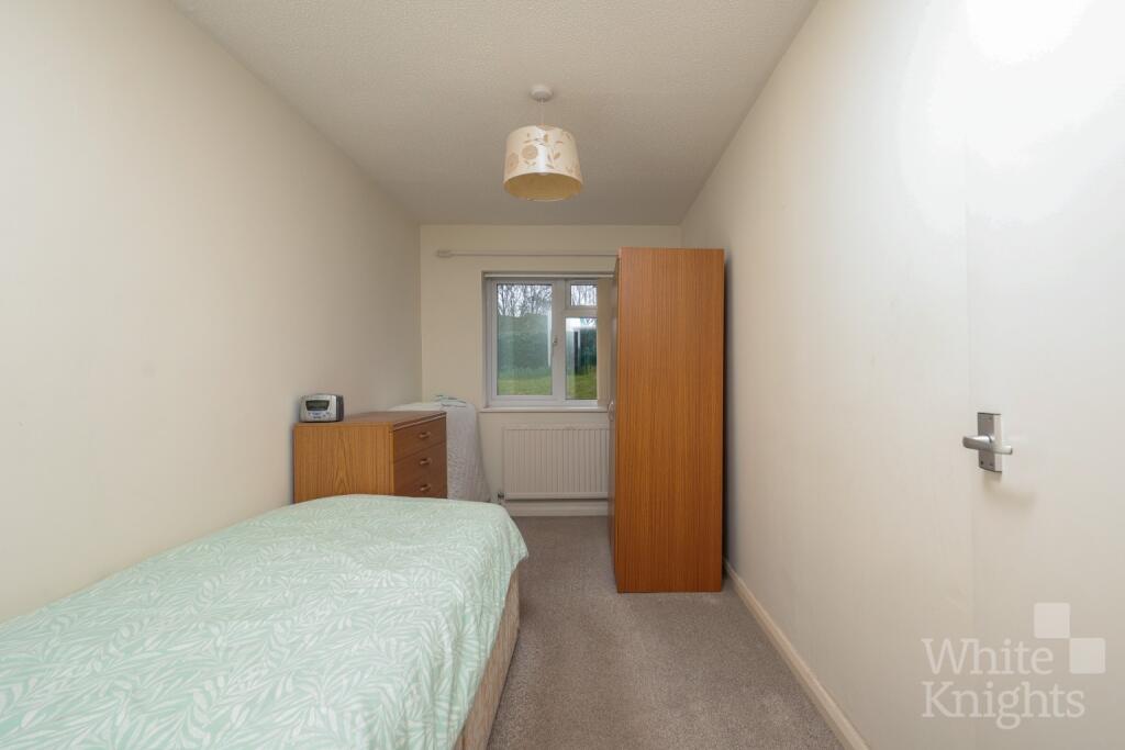 Apartment in Reading, Lower Earley, Earley - More