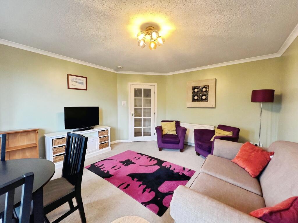Apartment in Edinburgh, Craigleith - View 5