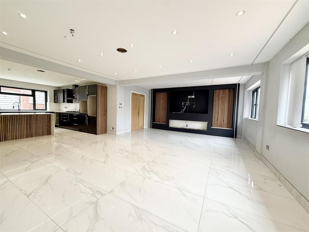 Additional image 4 of Barrs Road, Cradley Heath