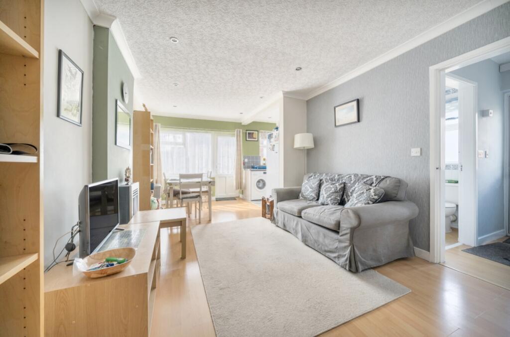 Apartment in Rushcliffe, Nottinghamshire - More
