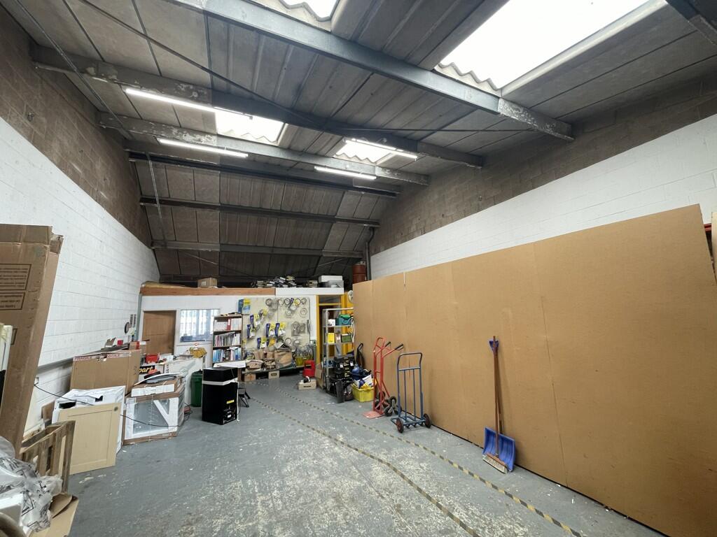 Photo 4