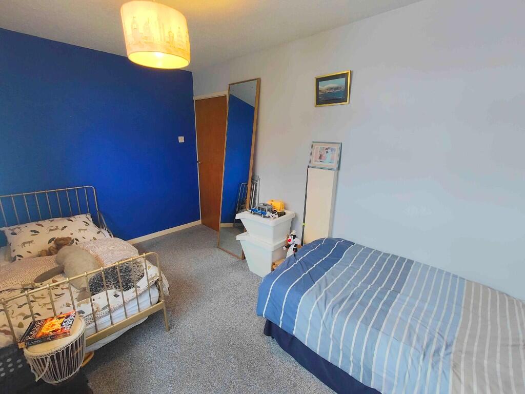 Additional image 19 of 6 Cemetery Road, Low Moor, BD12 0ER