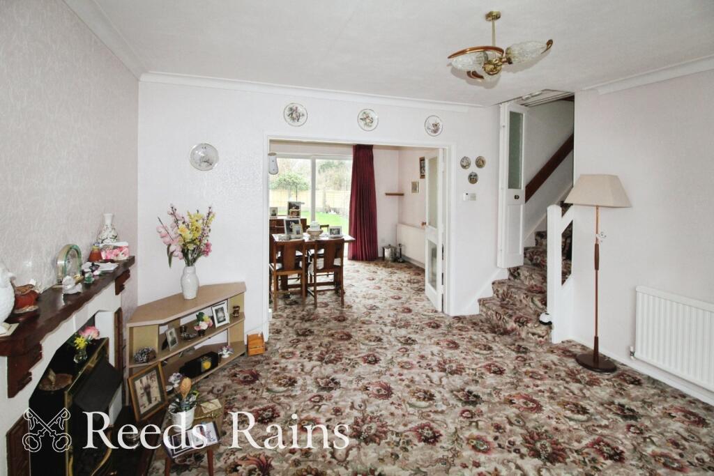 35, Rugby Drive, Macclesfield, Cheshire, SK10 photo 2