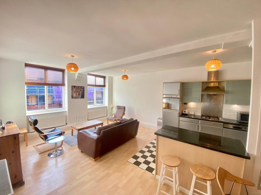 Main image of property: Hollowstone, Nottingham City Centre, NG1