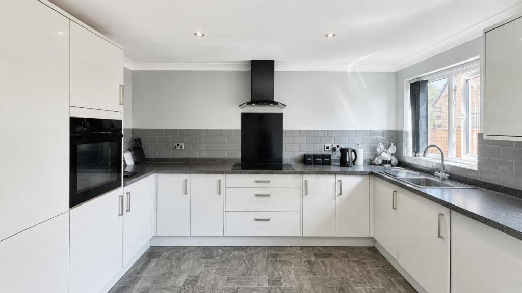 House in Leeds - View 3