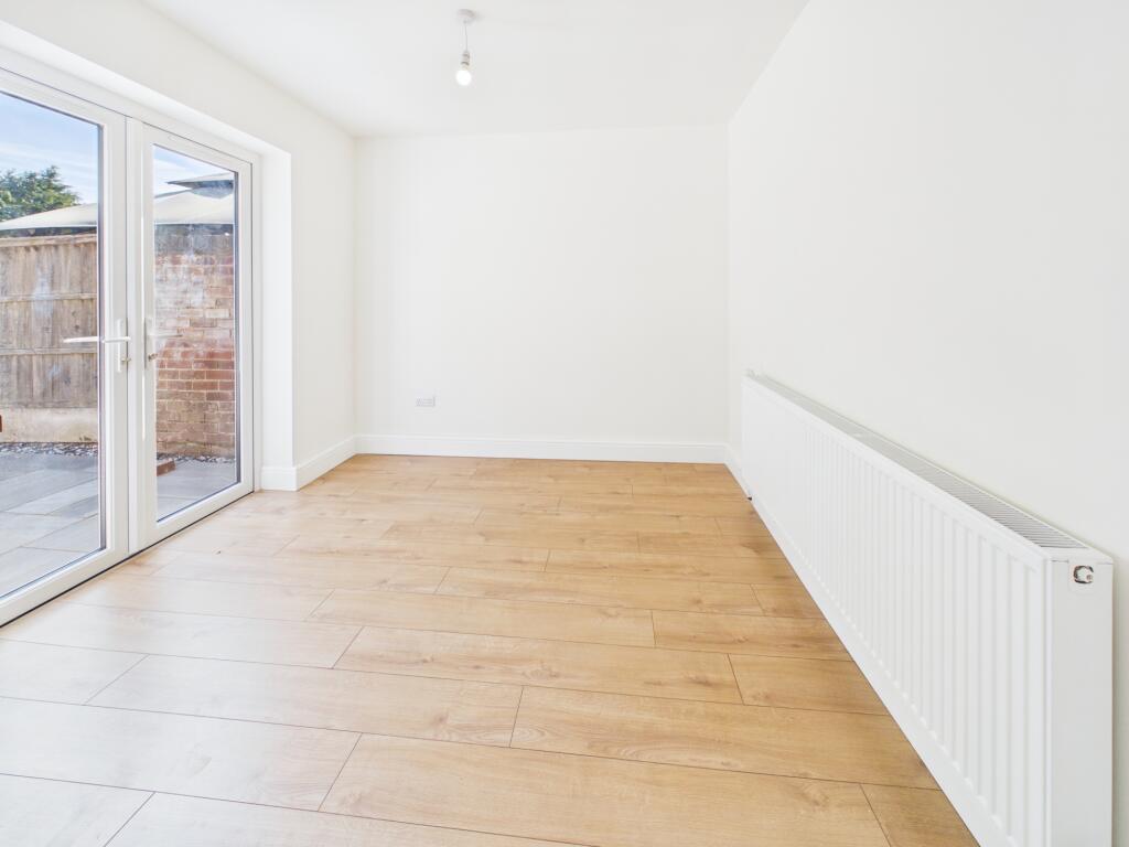 House in Derby, Oakwood - More