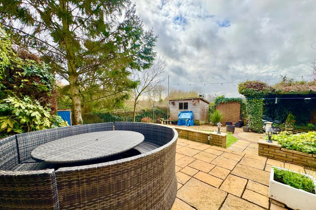 4 bed detached - Nevis Drive,Woolstanwood, Crewe, Cheshire, CW2 image 5