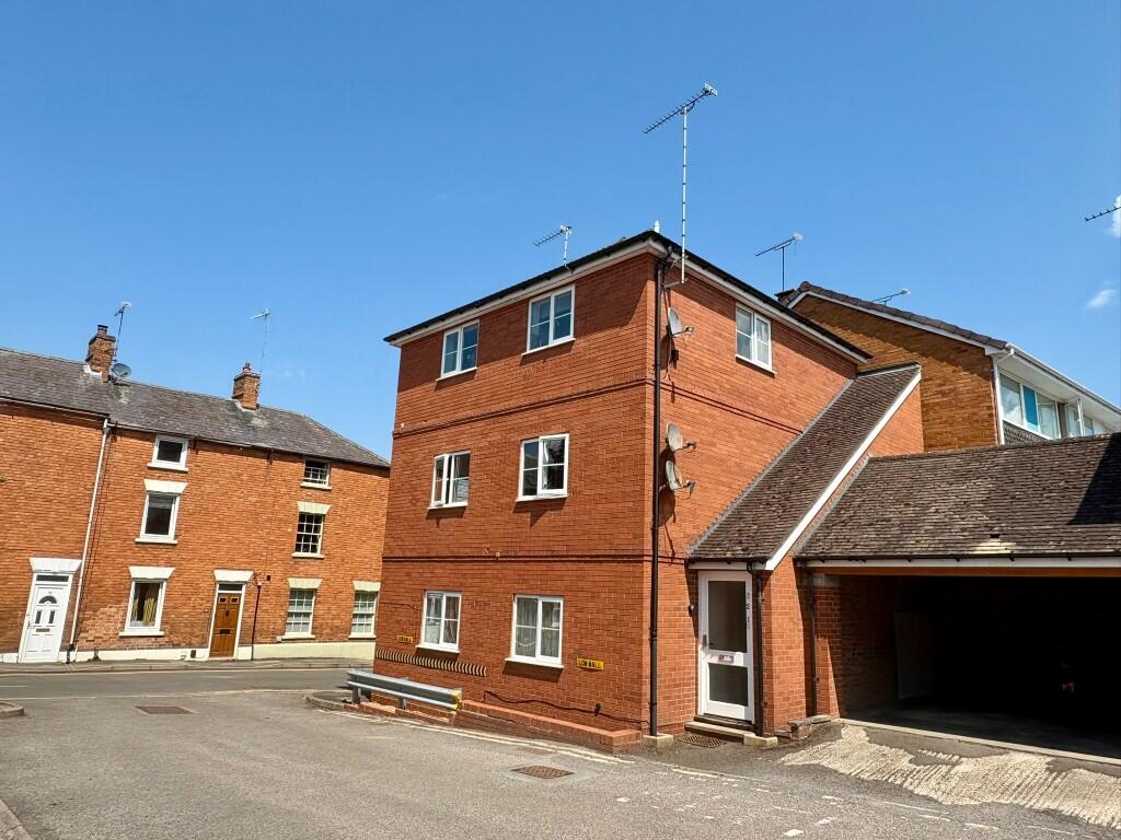 Main image of property: Flat 3, Elliott Court, Telegraph Street, Shipston-On-Stour, CV36