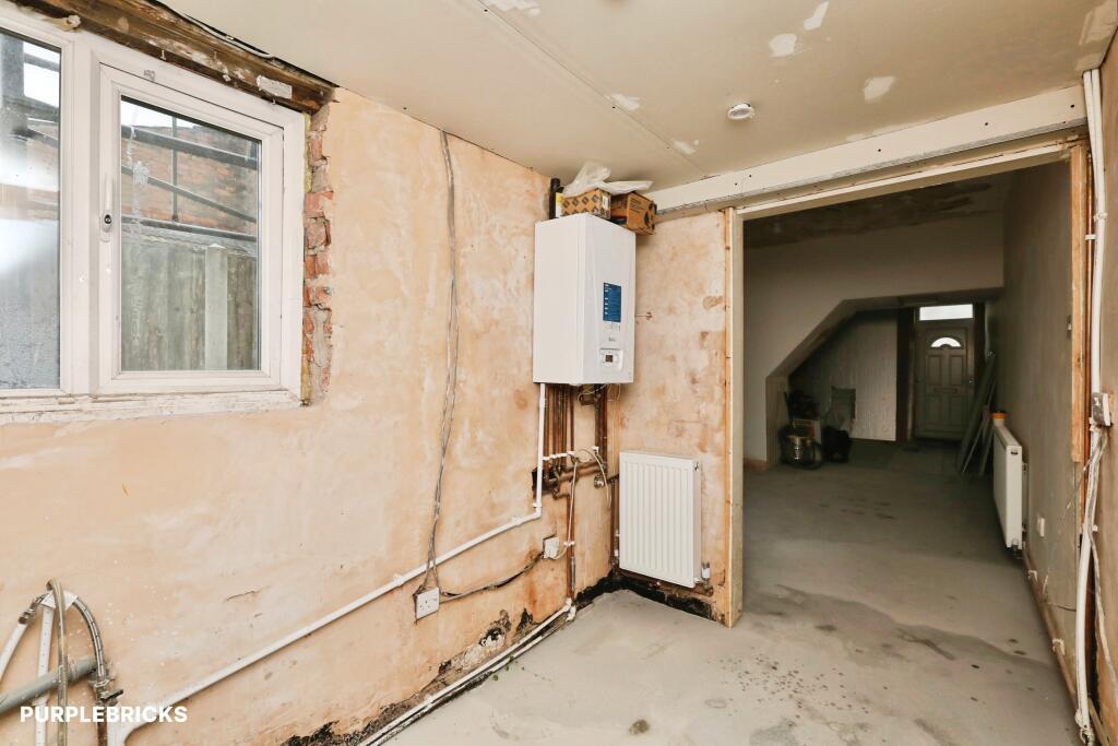 House in Doncaster - View 5
