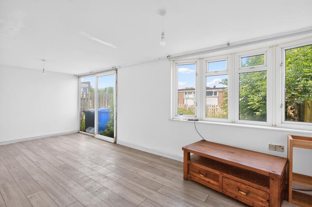 House in Sheffield, Woodhouse - View 5