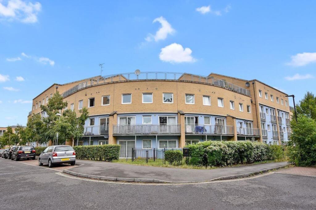 Main image of property: Wooldridge Close, Feltham, TW14